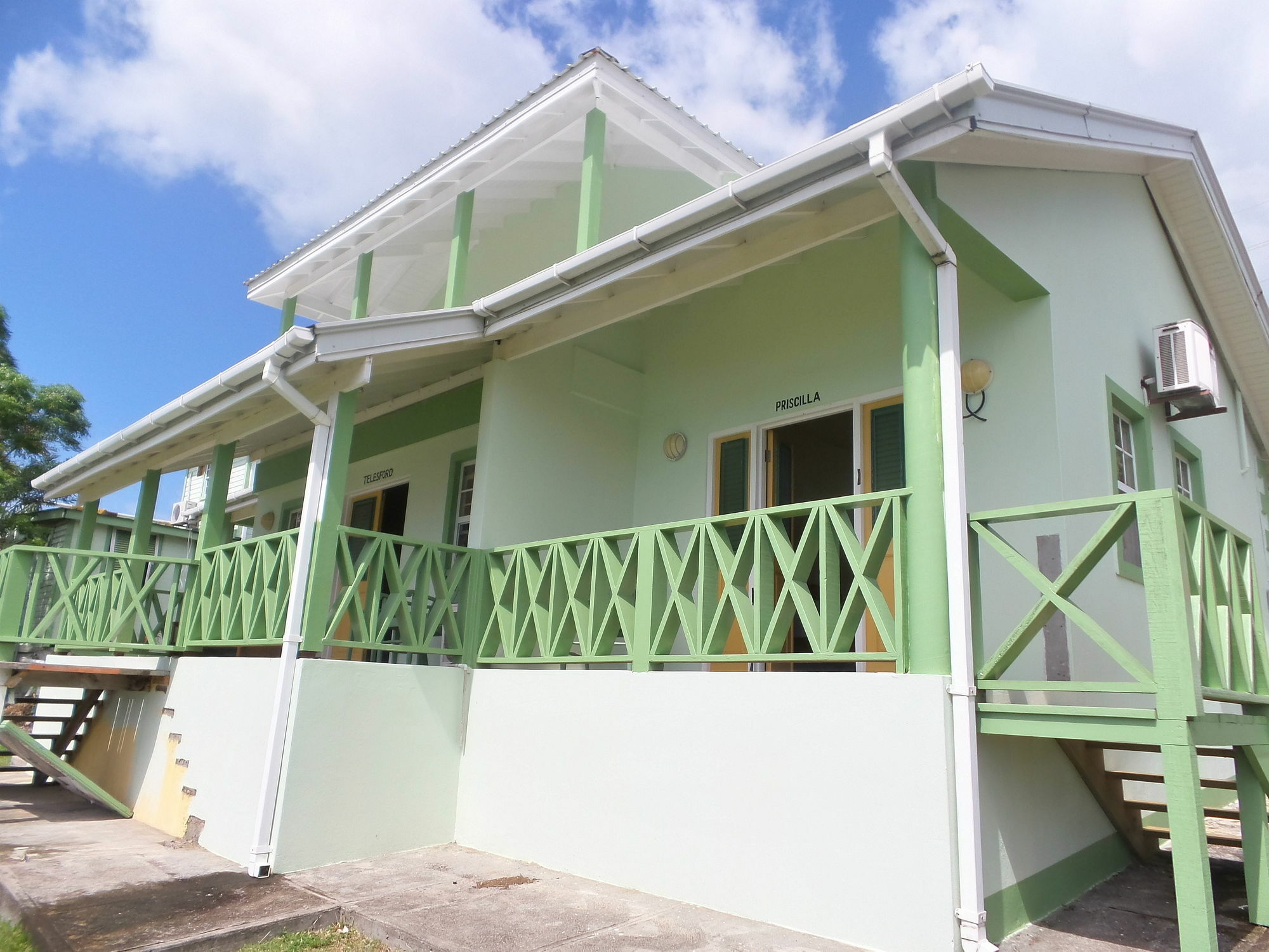 Capt. Harris Suites St. George's Εξωτερικό φωτογραφία