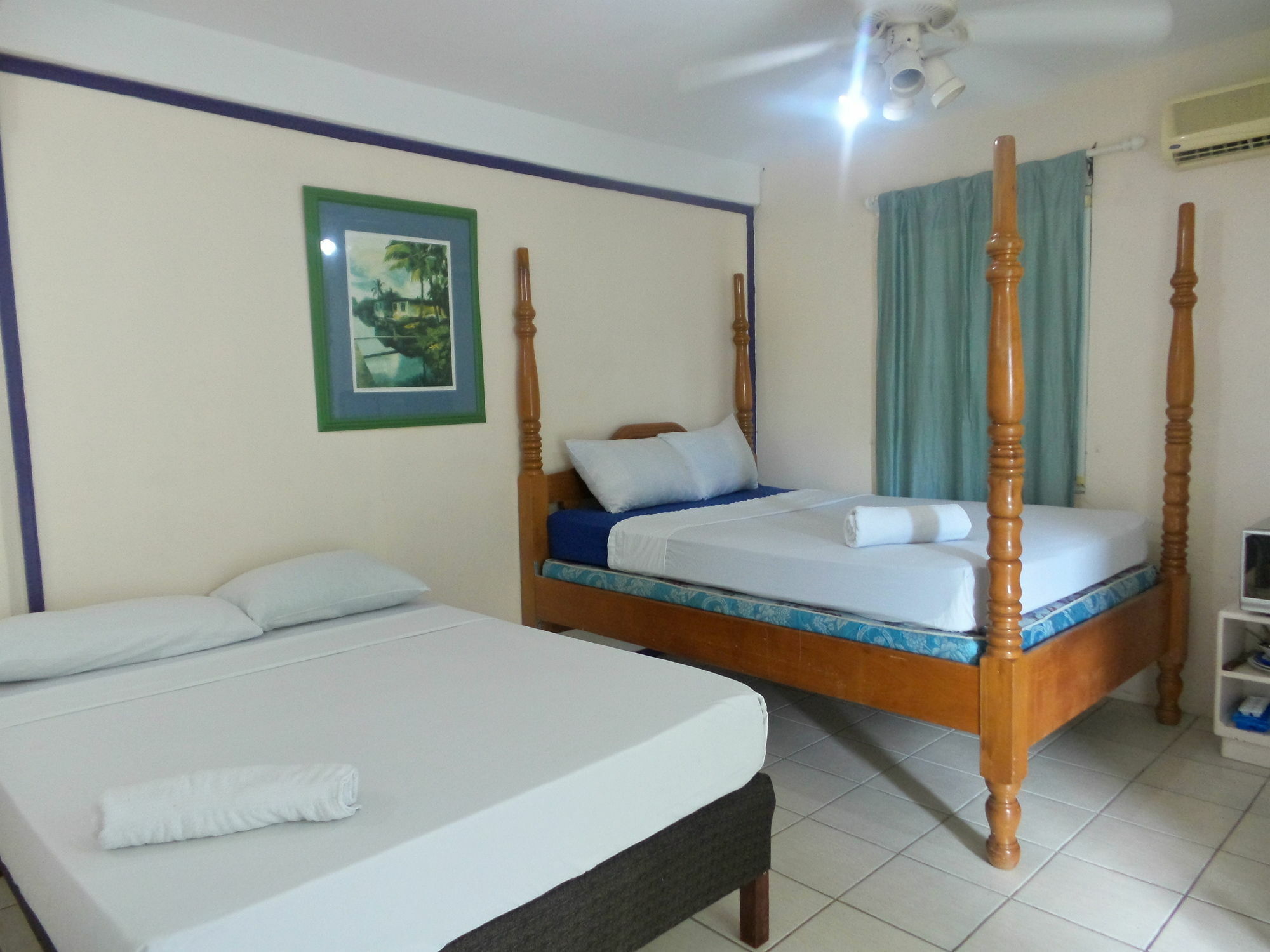 Capt. Harris Suites St. George's Εξωτερικό φωτογραφία