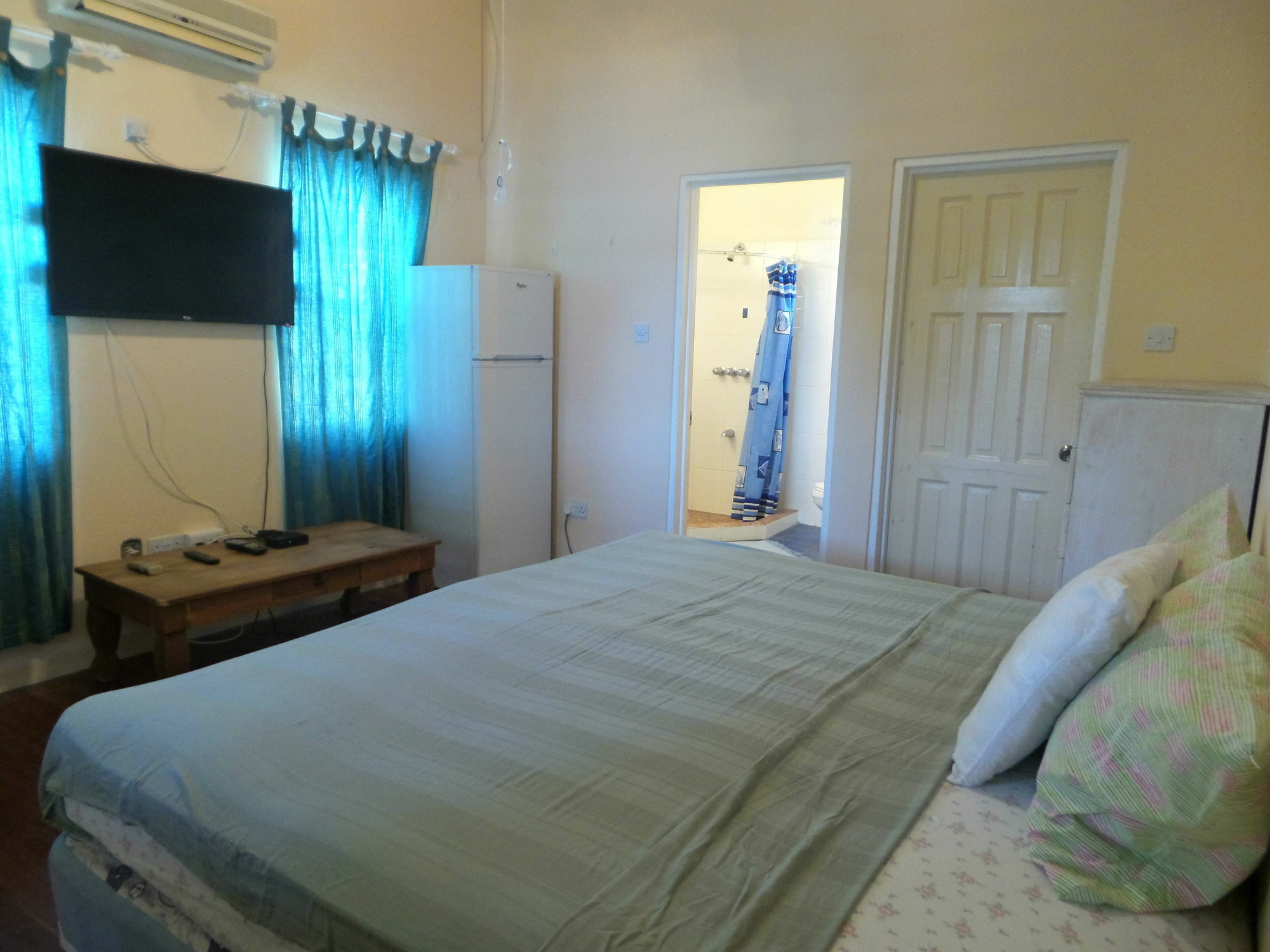 Capt. Harris Suites St. George's Εξωτερικό φωτογραφία