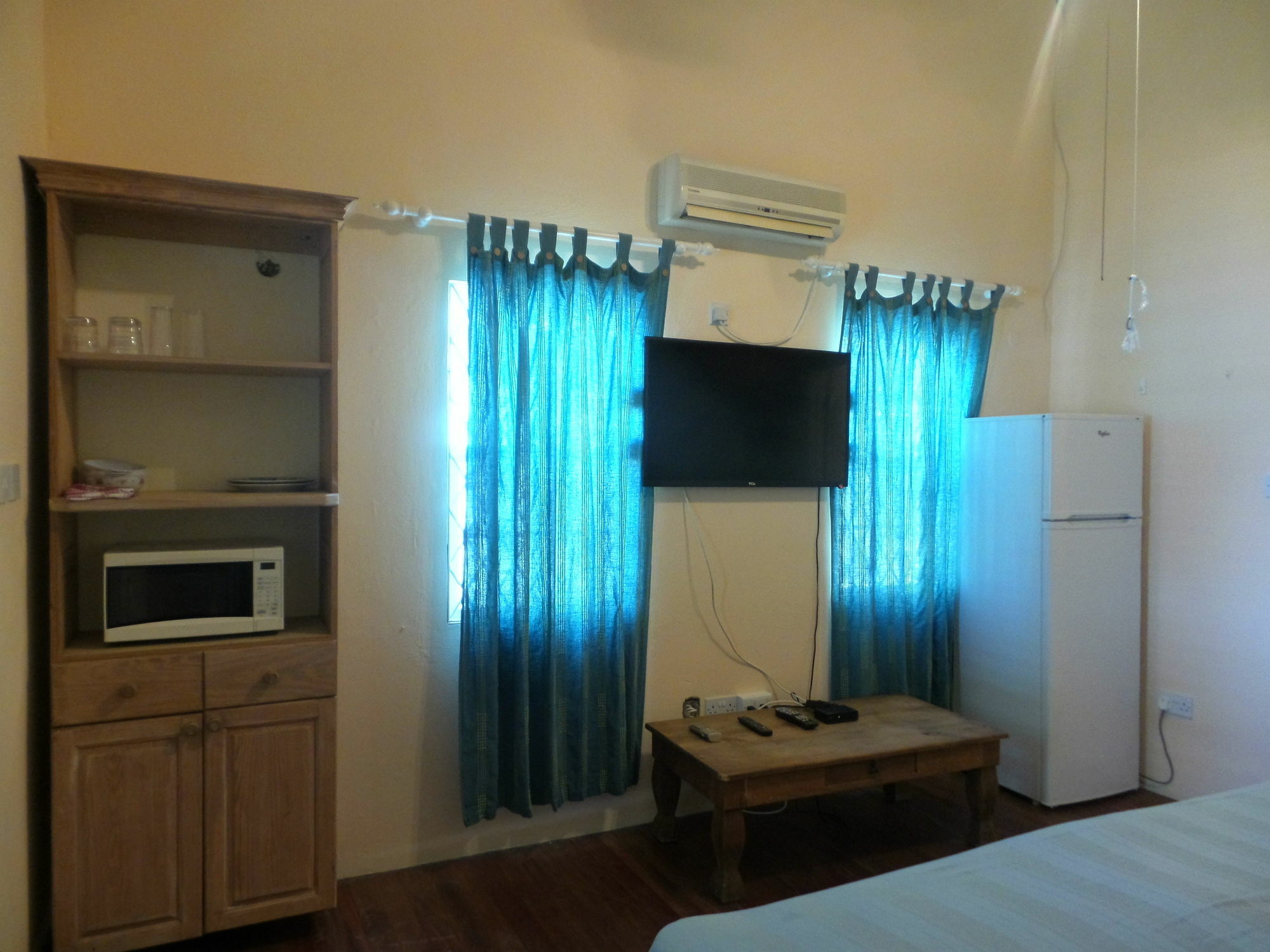 Capt. Harris Suites St. George's Εξωτερικό φωτογραφία